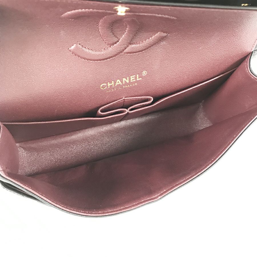 シャネル ショルダーバッグ