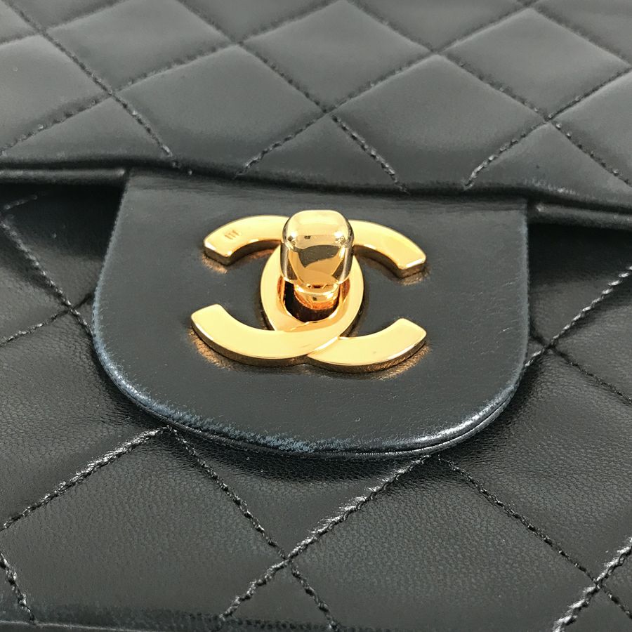 シャネル ショルダーバッグ