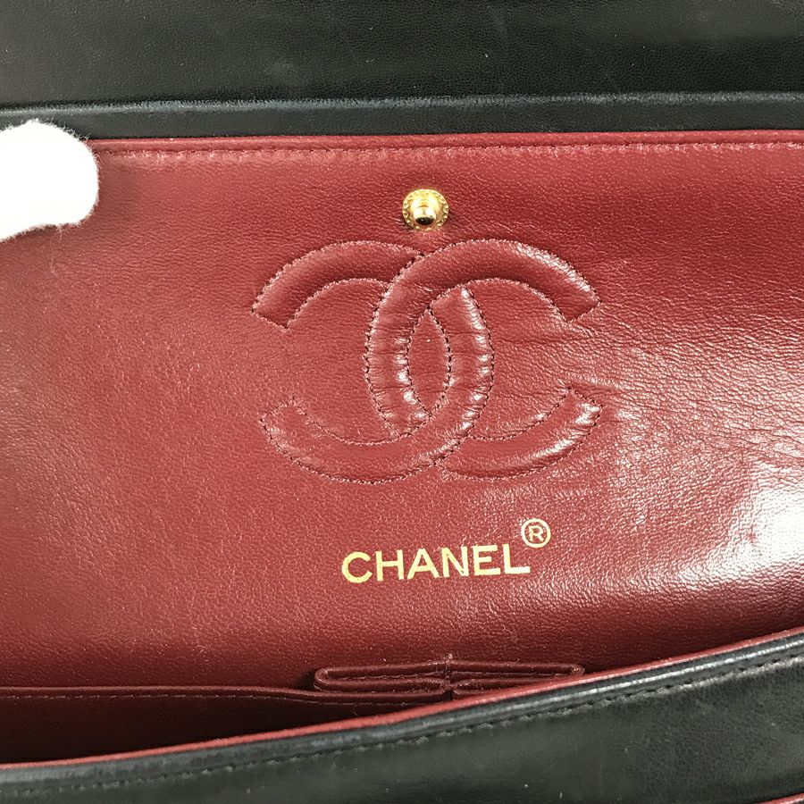 シャネル ショルダーバッグ