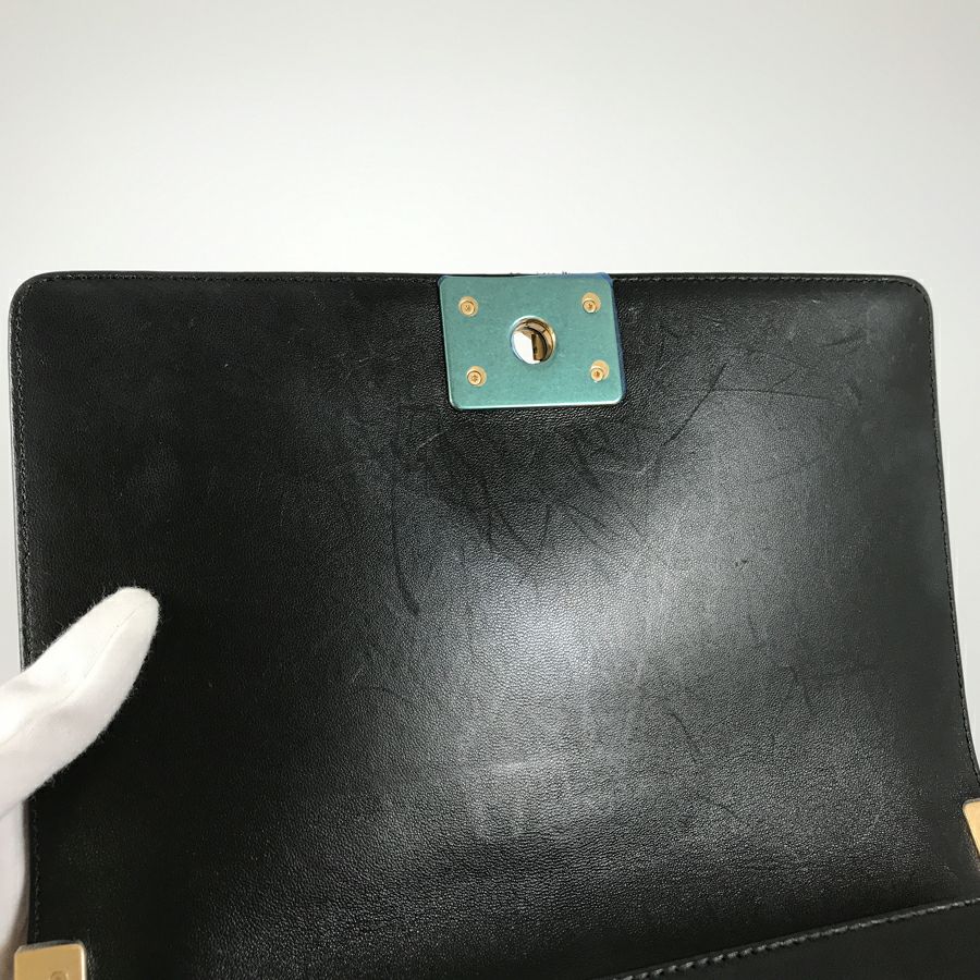 シャネル ショルダーバッグ