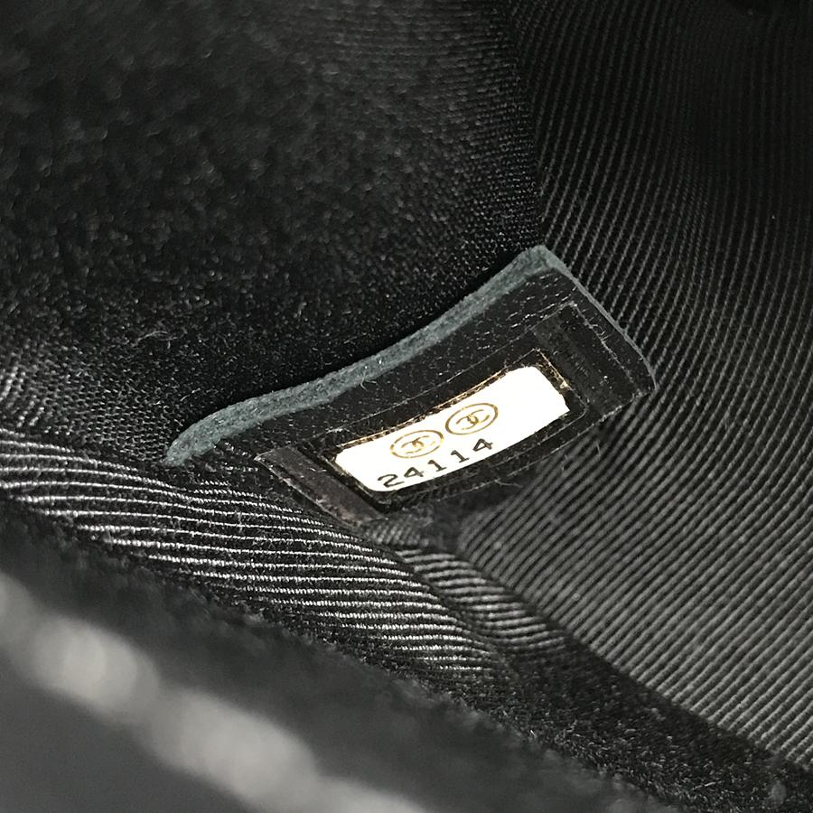 シャネル ショルダーバッグ