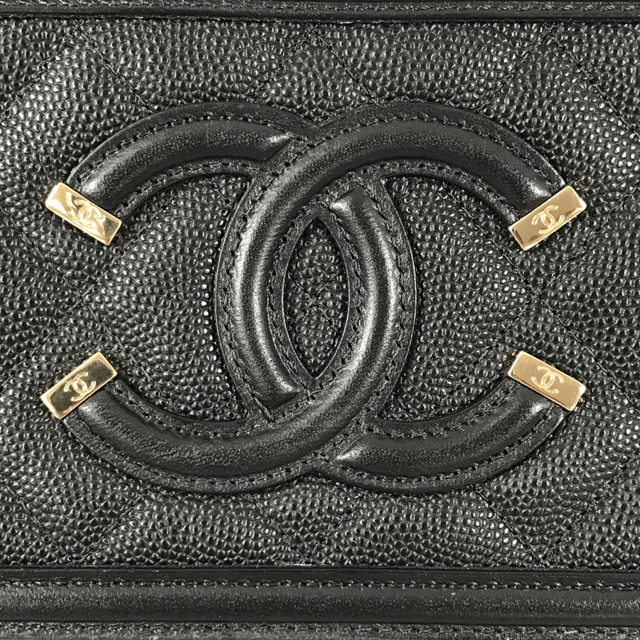 シャネル ショルダーバッグ