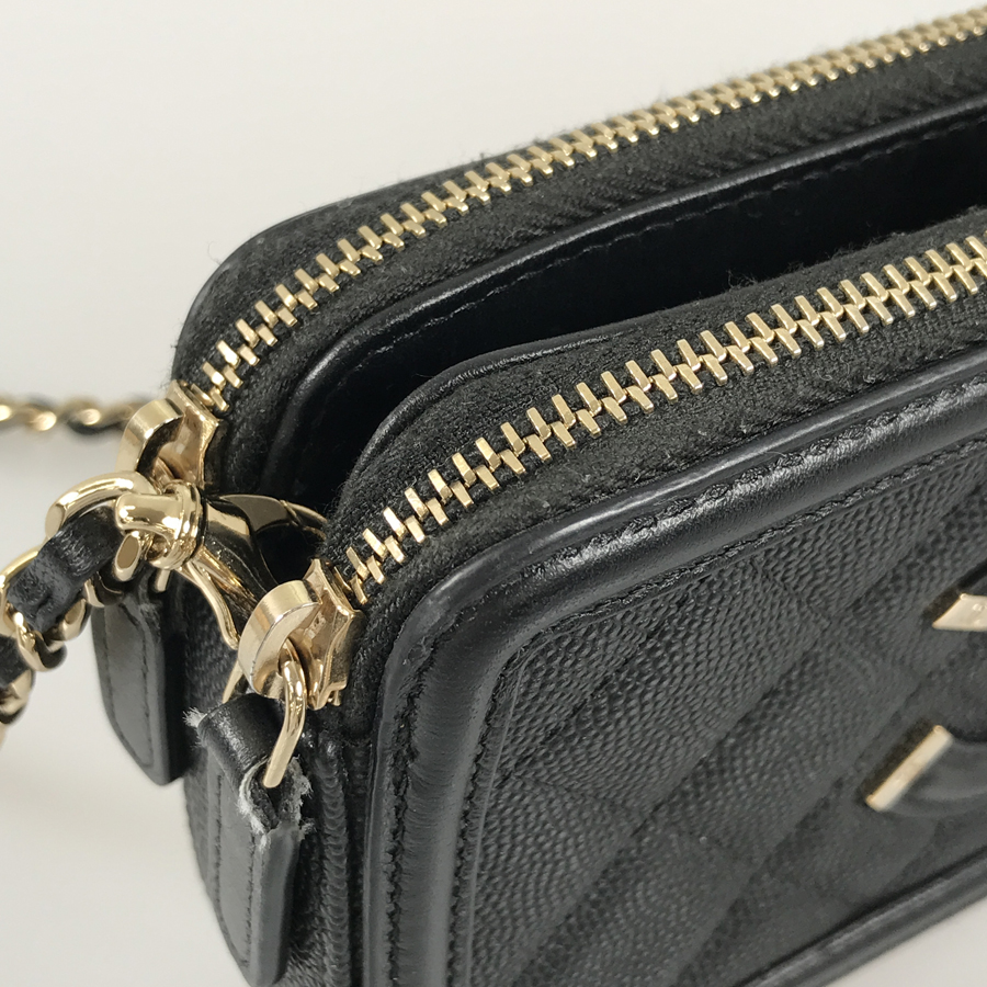 シャネル ショルダーバッグ