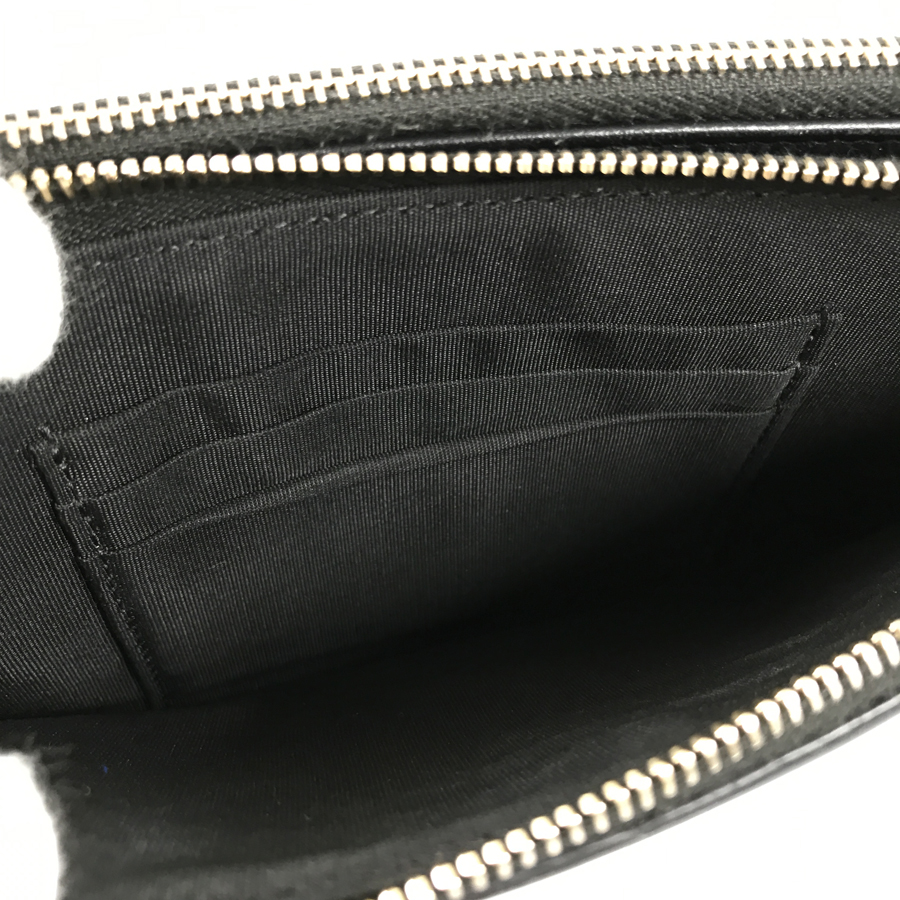 シャネル ショルダーバッグ