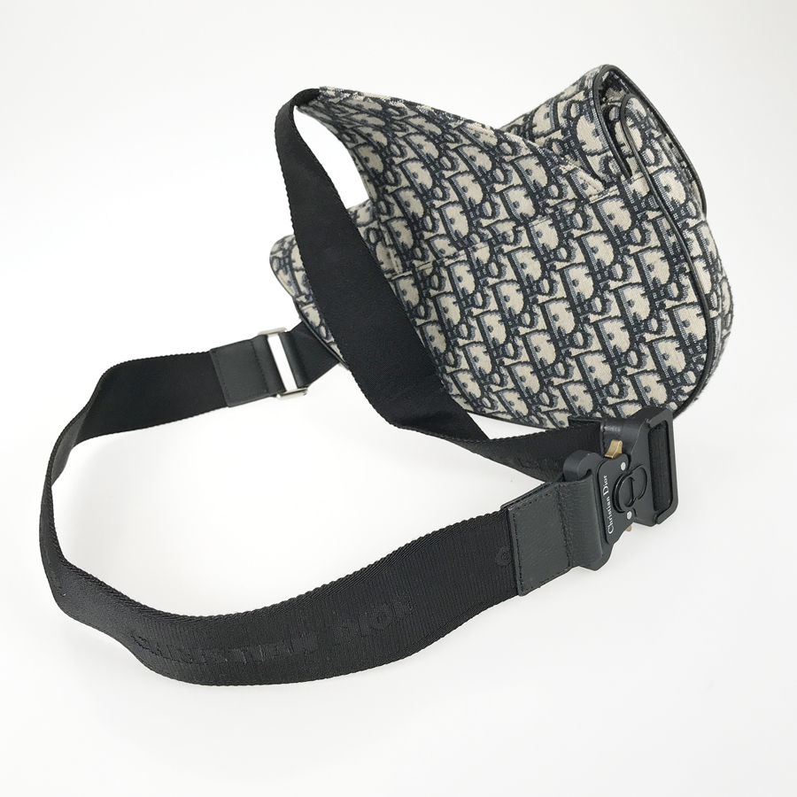 ディオール ボディバッグ