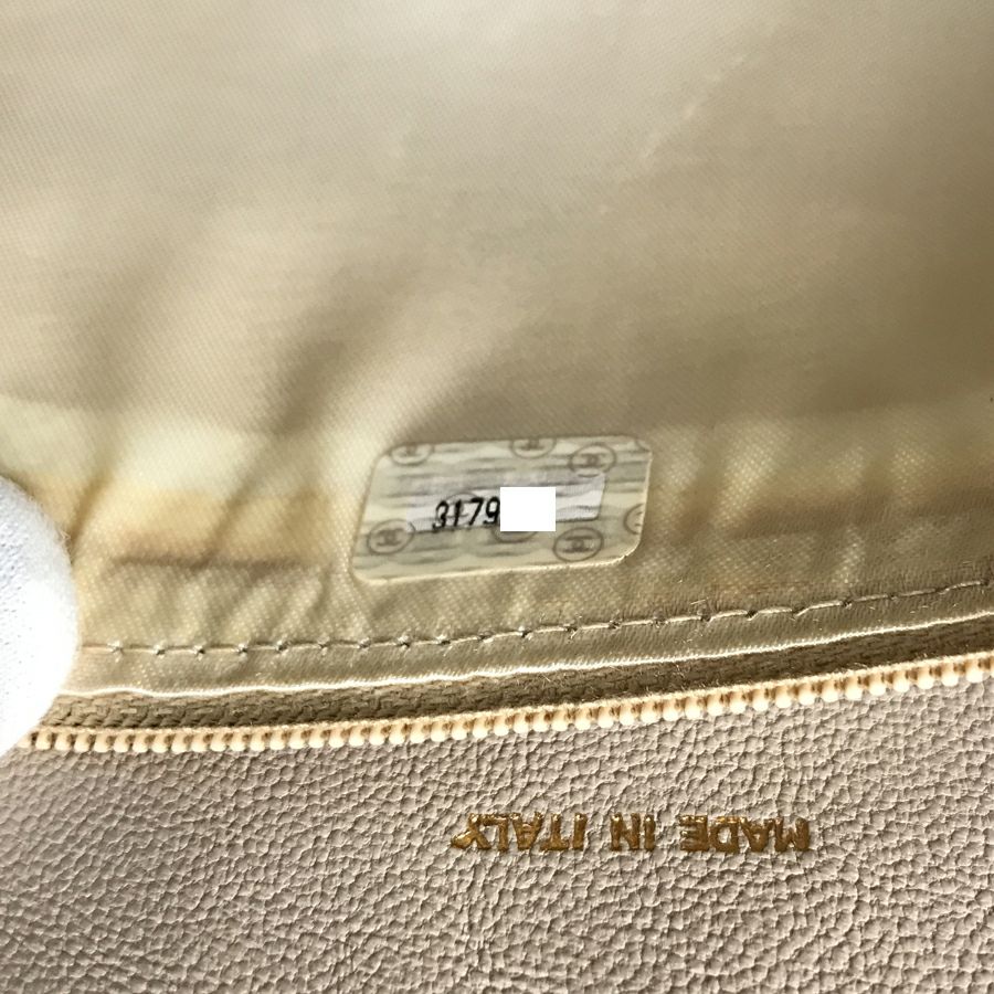 シャネル ショルダーバッグ