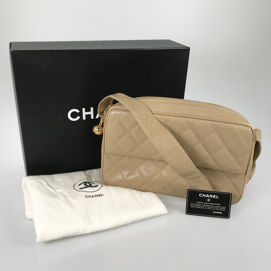 シャネル ショルダーバッグ