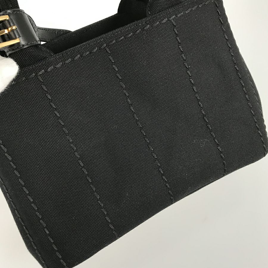 プラダ トートバッグ