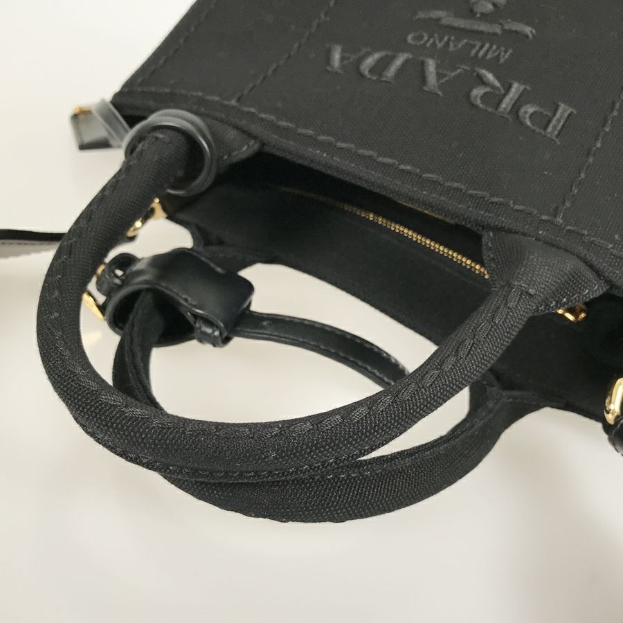 プラダ トートバッグ