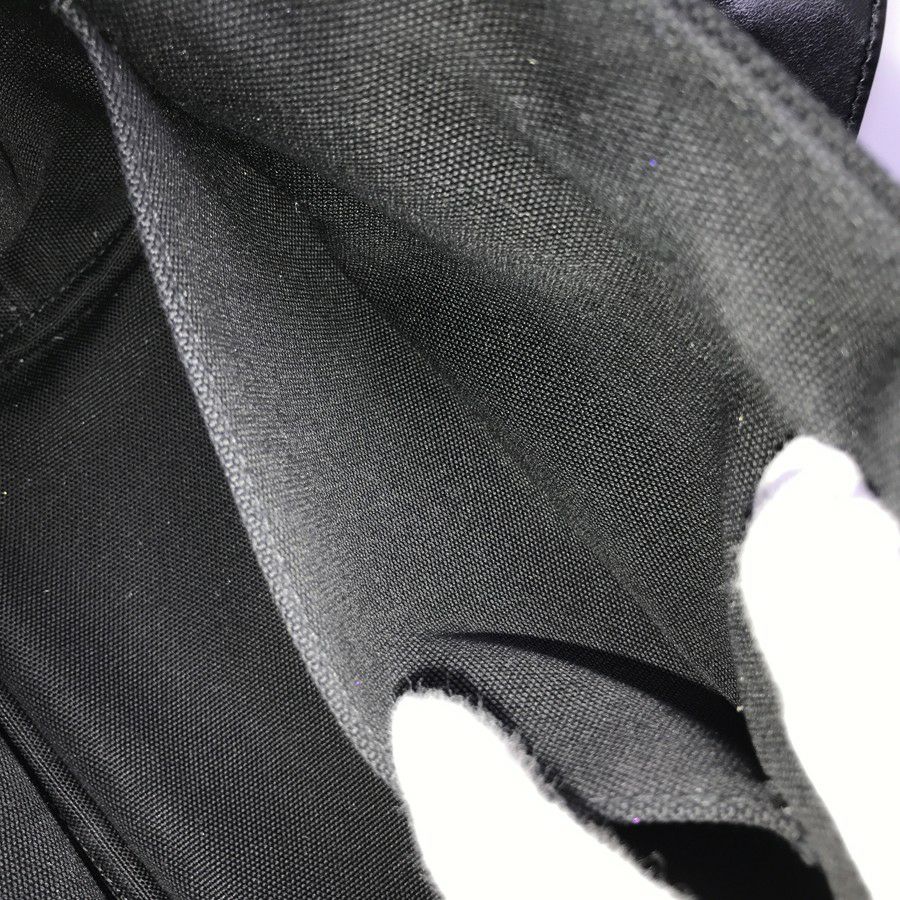 プラダ トートバッグ