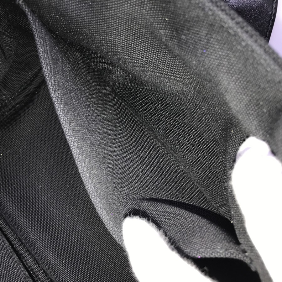 プラダ トートバッグ