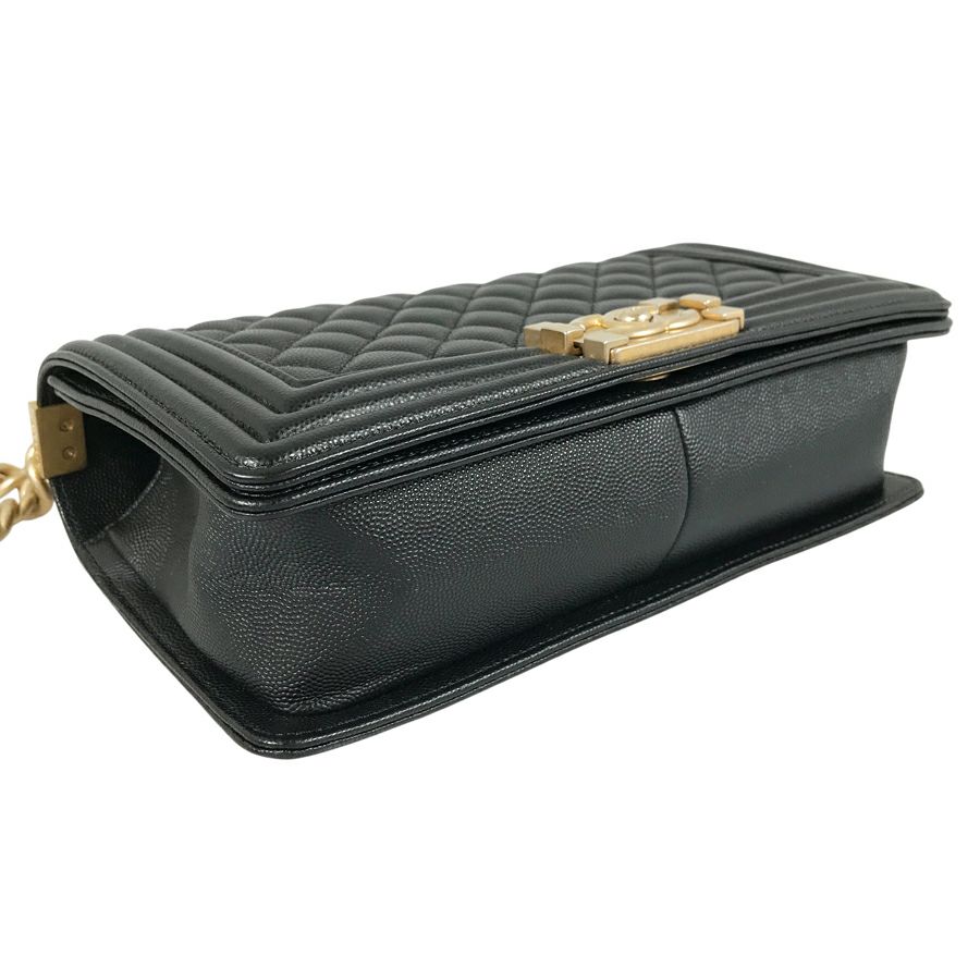 シャネル ショルダーバッグ