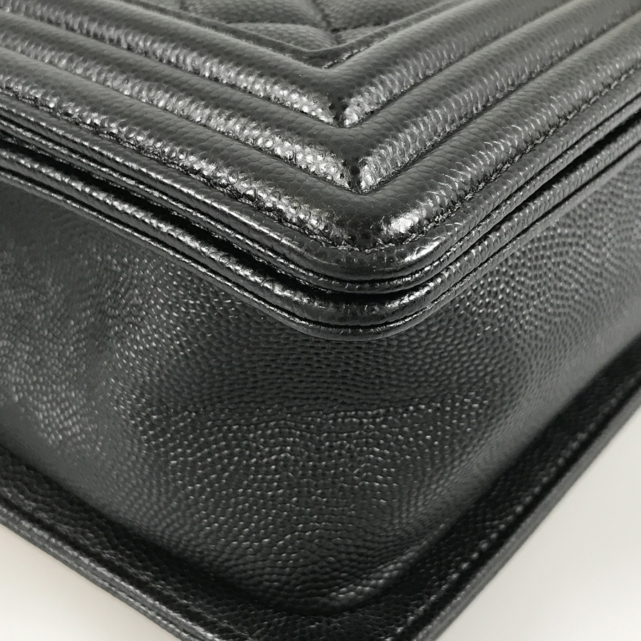 シャネル ショルダーバッグ