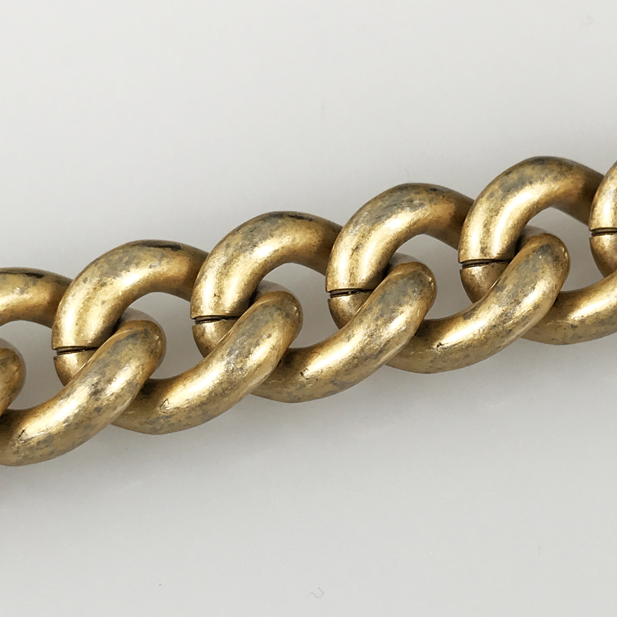 シャネル ショルダーバッグ