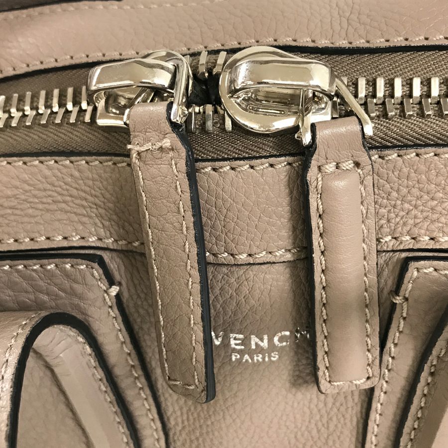 ジバンシー ハンドバッグ