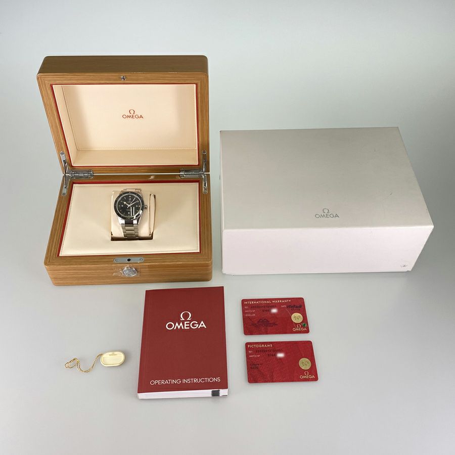 オメガ 233.30.41.21.01.001 メンズ 腕時計