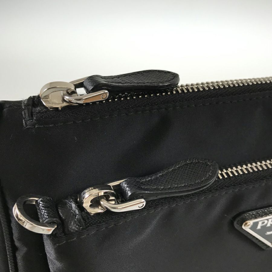 プラダ ショルダーバッグ