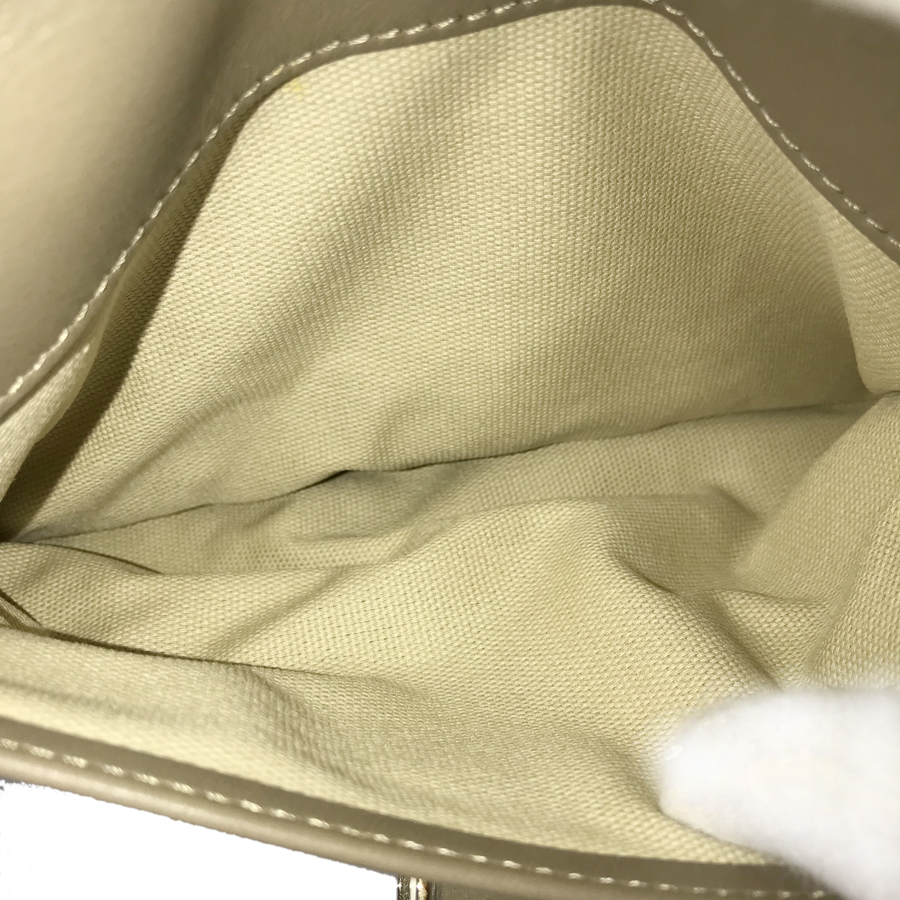 ジミーチュウ ハンドバッグ