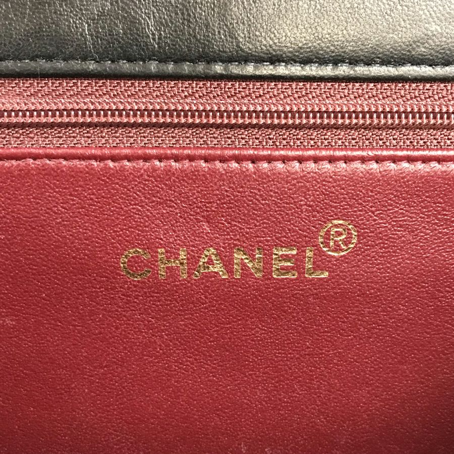 シャネル ショルダーバッグ