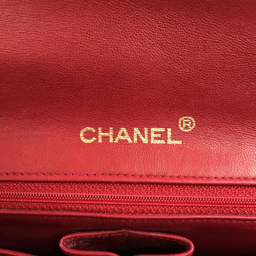 シャネル ショルダーバッグ