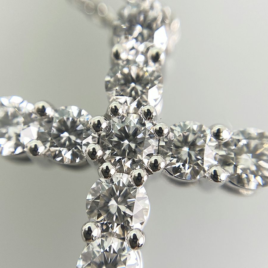 グラフ ネックレス