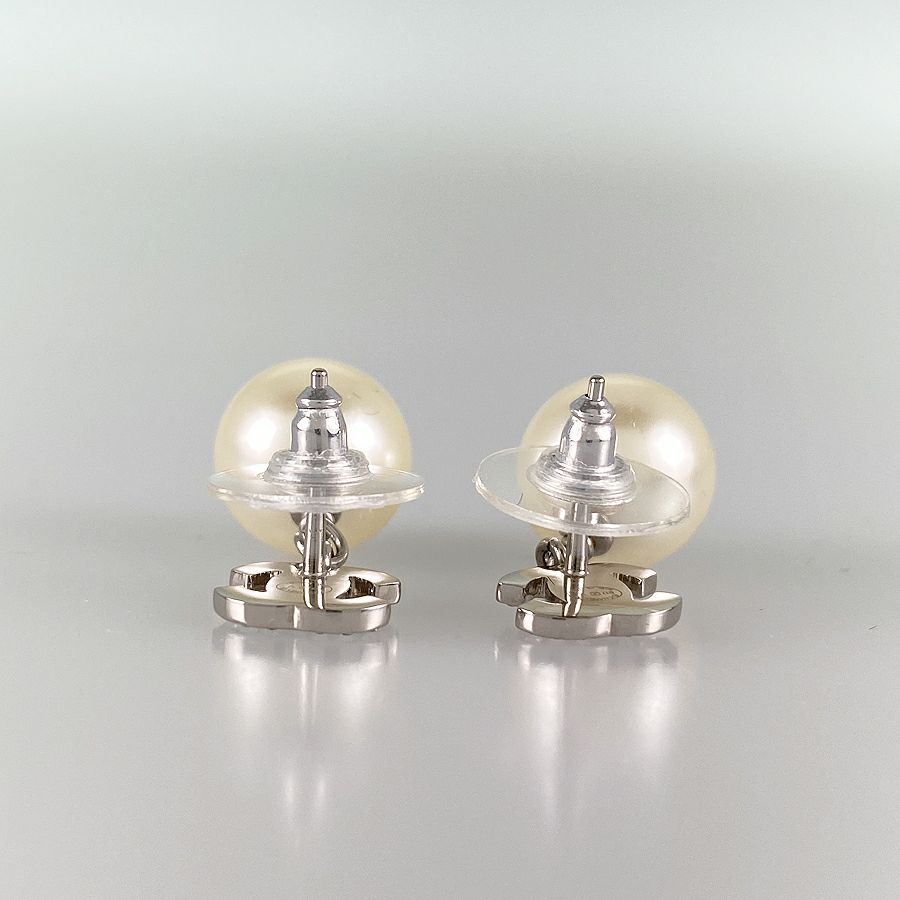 シャネル ピアス