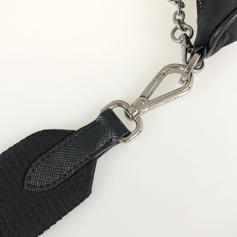 プラダ ショルダーバッグ