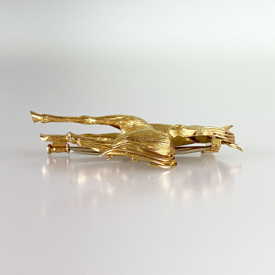 ヴァンクリーフ＆アーペル ブローチ