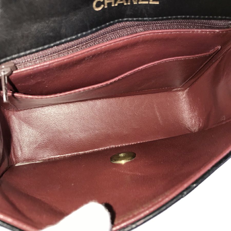 シャネル ショルダーバッグ