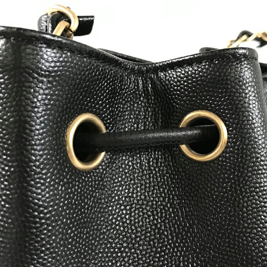 シャネル ショルダーバッグ