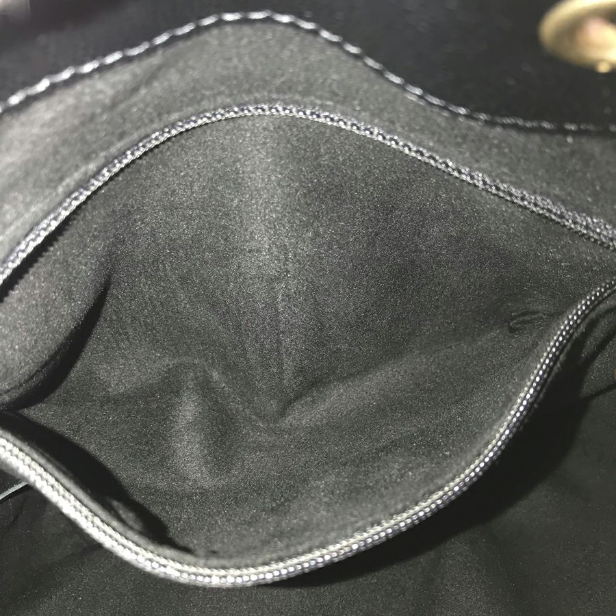 シャネル ショルダーバッグ