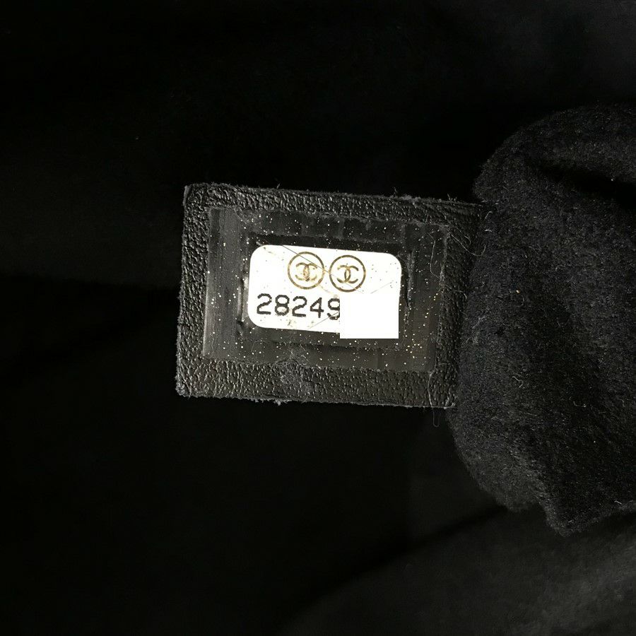 シャネル ショルダーバッグ