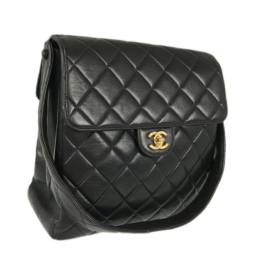 シャネル ショルダーバッグ