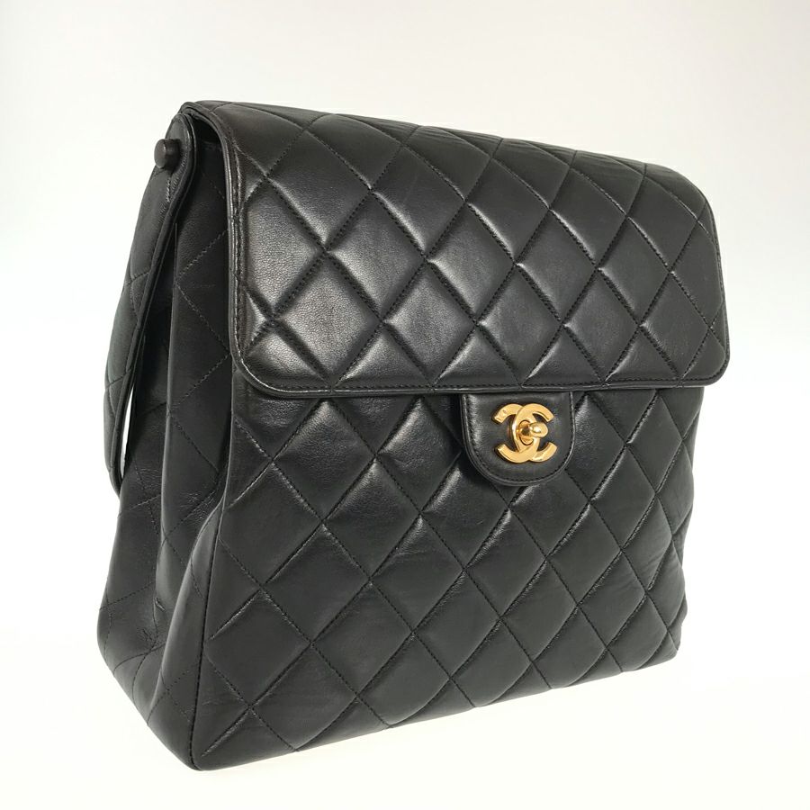 シャネル ショルダーバッグ