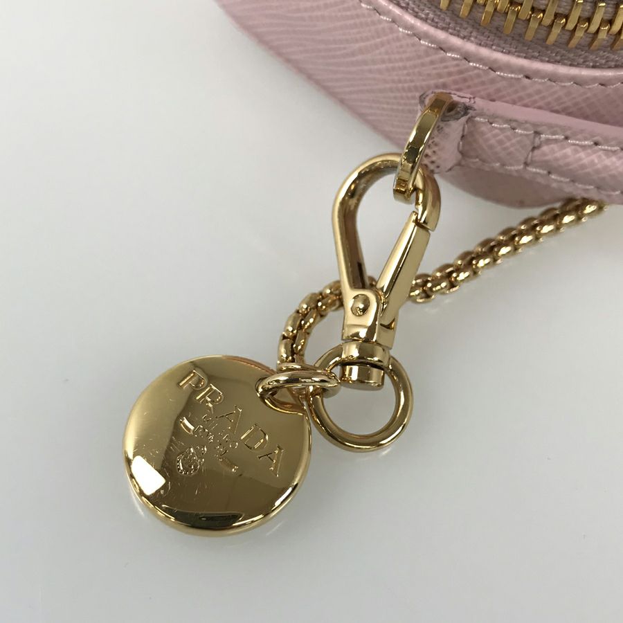 プラダ ショルダーバッグ