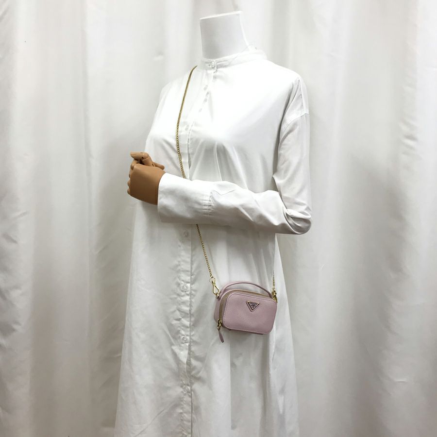 プラダ ショルダーバッグ