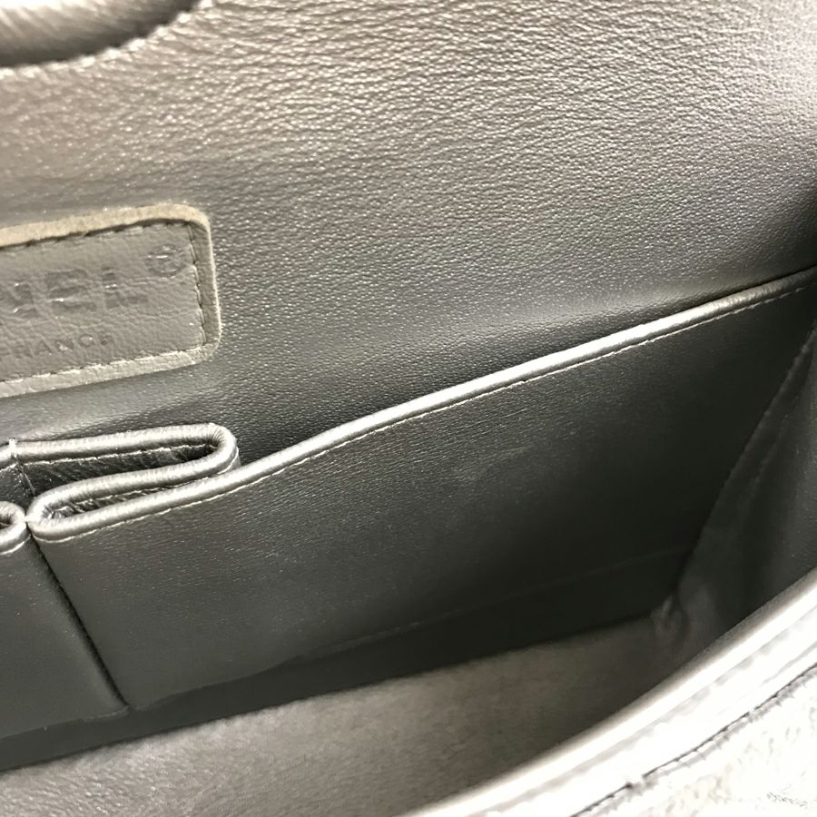 シャネル ショルダーバッグ