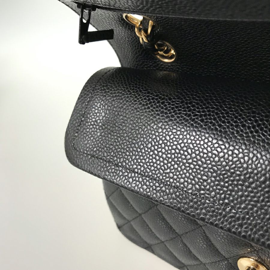 シャネル ショルダーバッグ