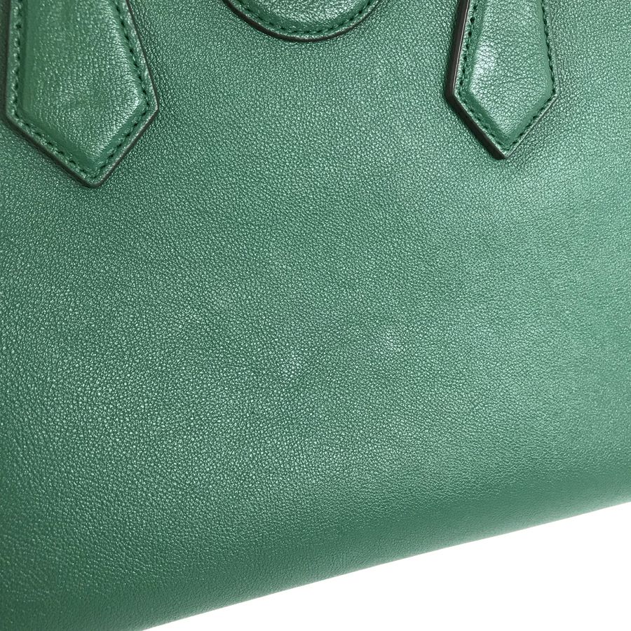 グッチ ハンドバッグ