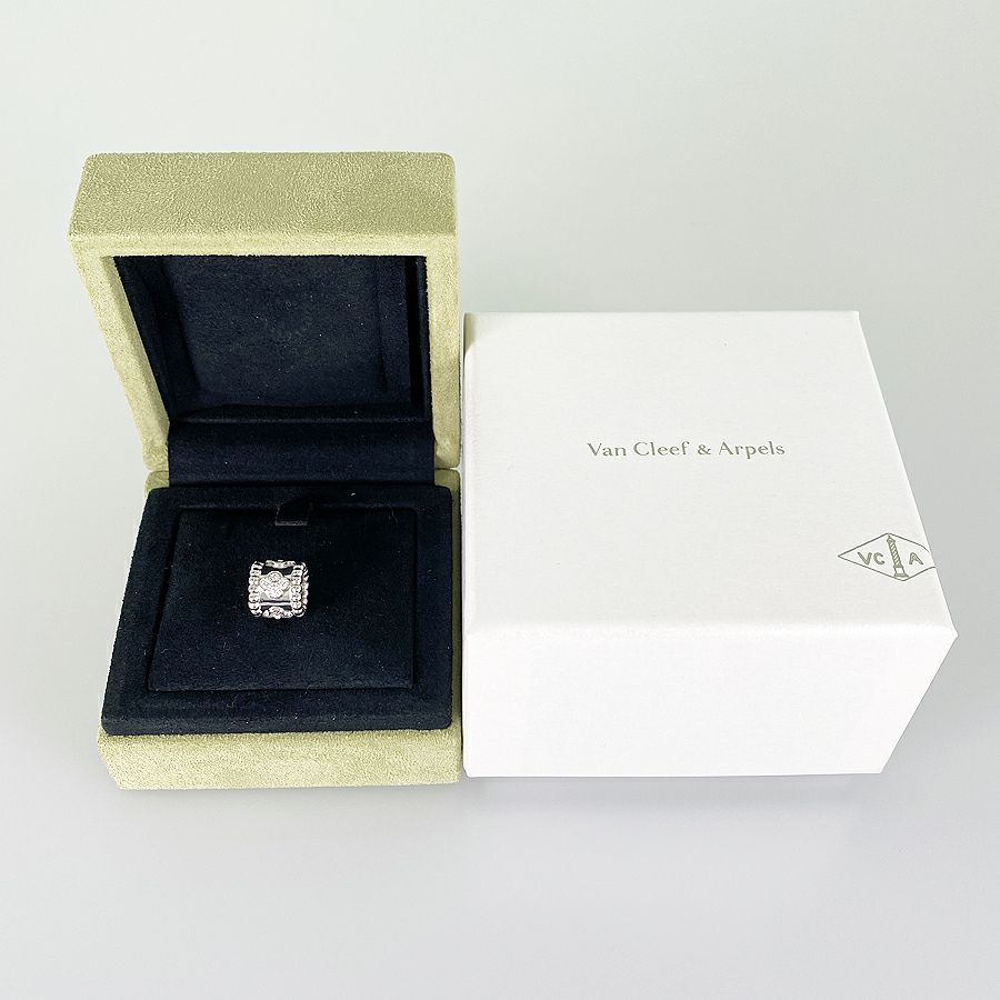 ヴァンクリーフ＆アーペル ペンダントトップ