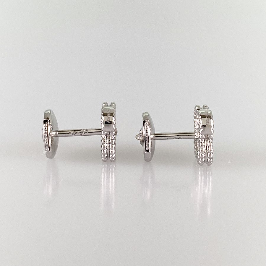 ヴァンクリーフ＆アーペル ピアス