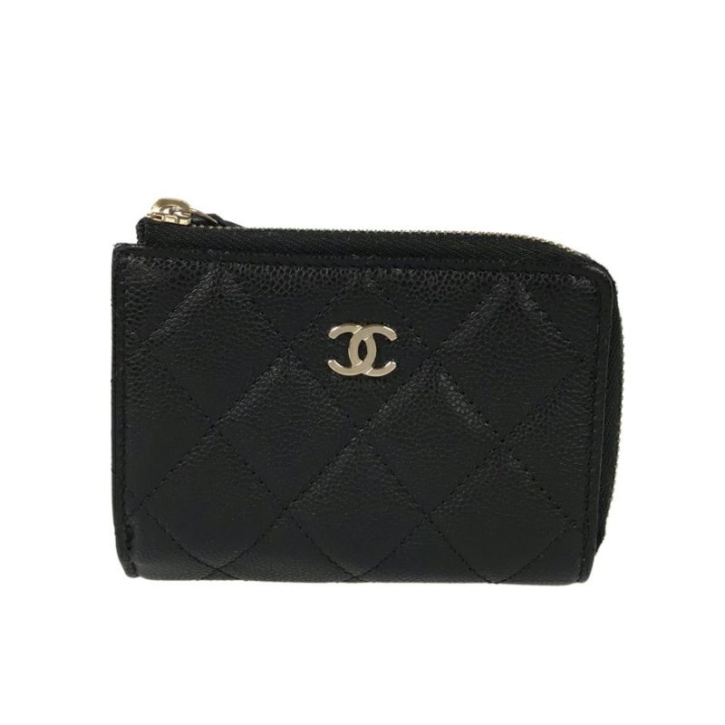 シャネル 三つ折り財布