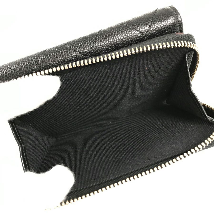 シャネル 三つ折り財布