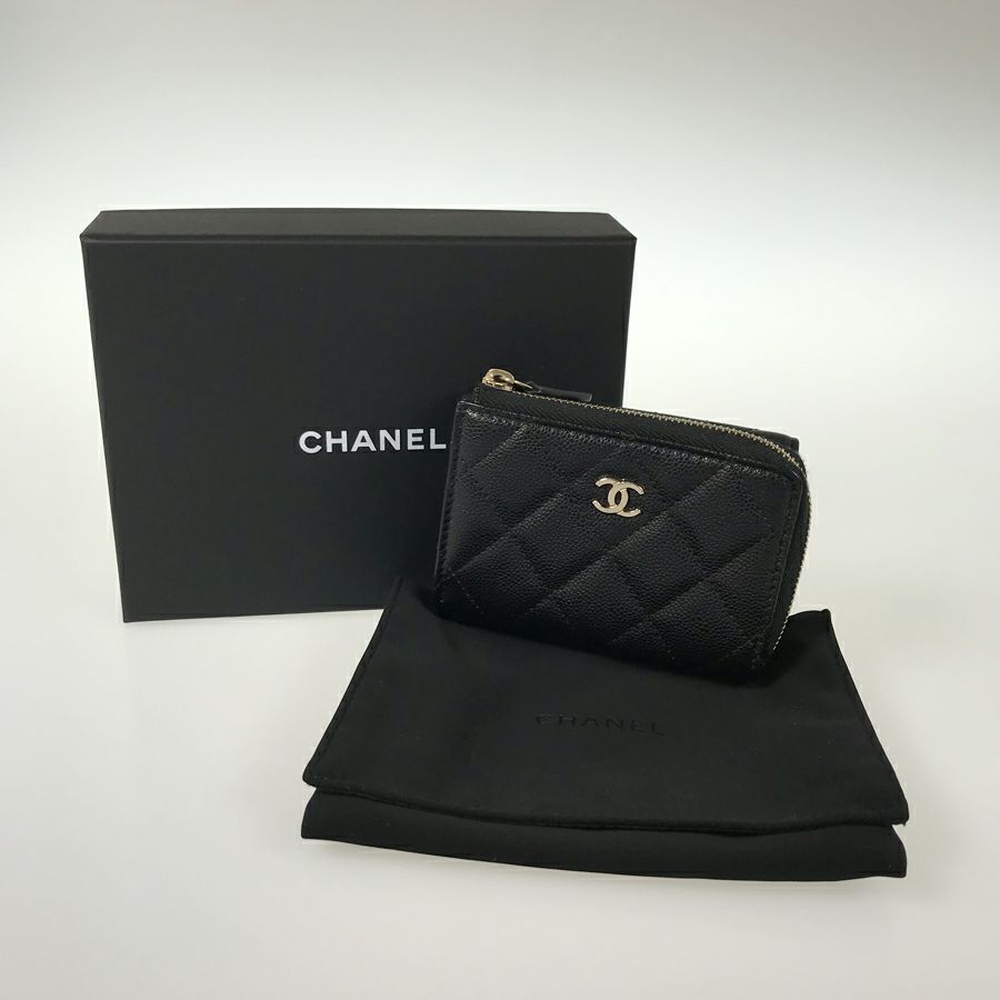 シャネル 三つ折り財布