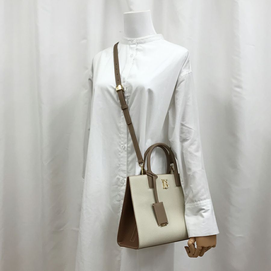 バーバリー ハンドバッグ