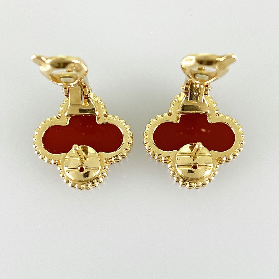 ヴァンクリーフ＆アーペル ピアス