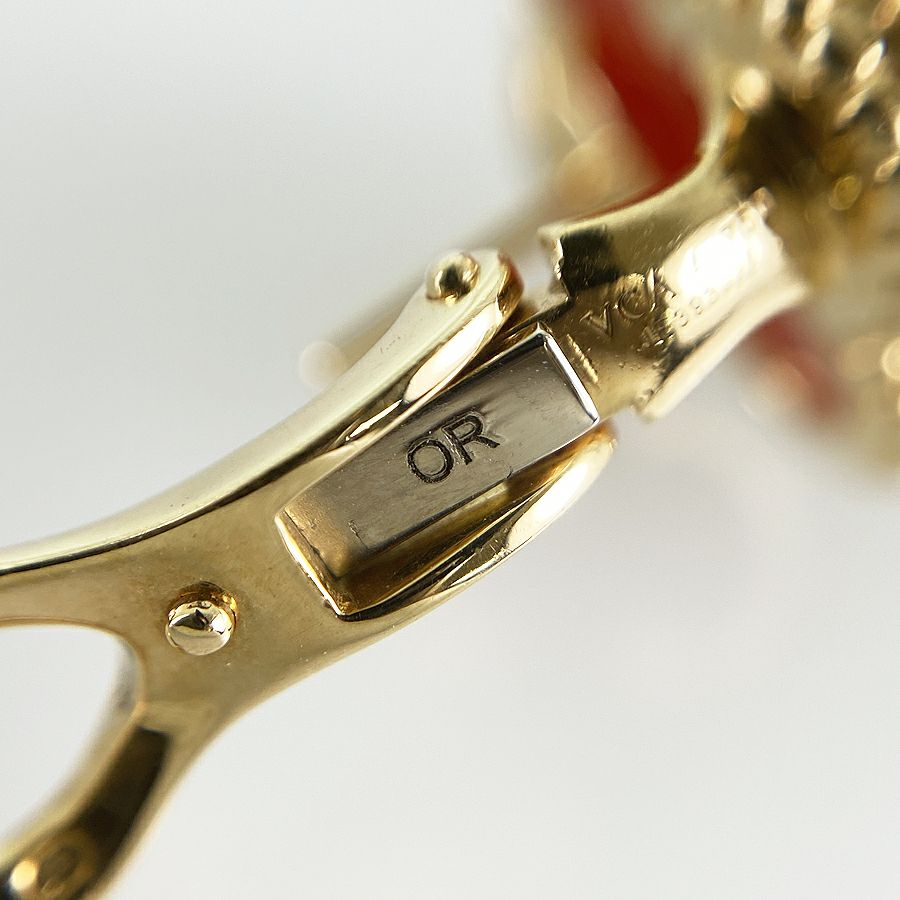 ヴァンクリーフ＆アーペル ピアス