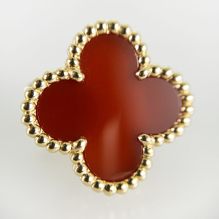 ヴァンクリーフ＆アーペル ピアス