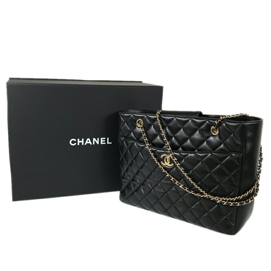 シャネル トートバッグ