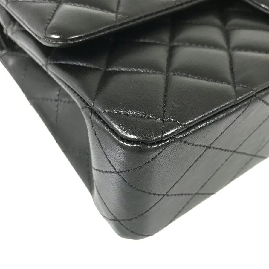 シャネル ショルダーバッグ